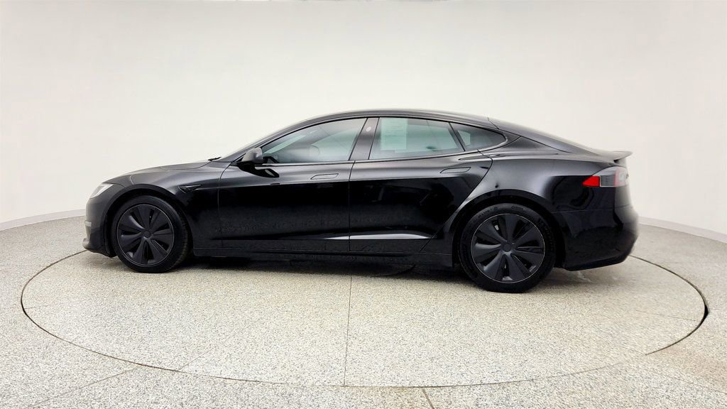 Used 2022 Tesla Model S Plaid image 8