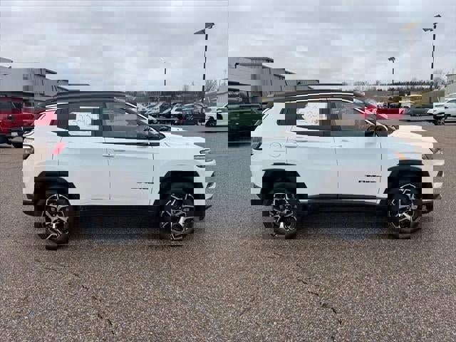 New 2026 Jeep Compass Limited w/ Sun, Sound & Navigation Group image 29