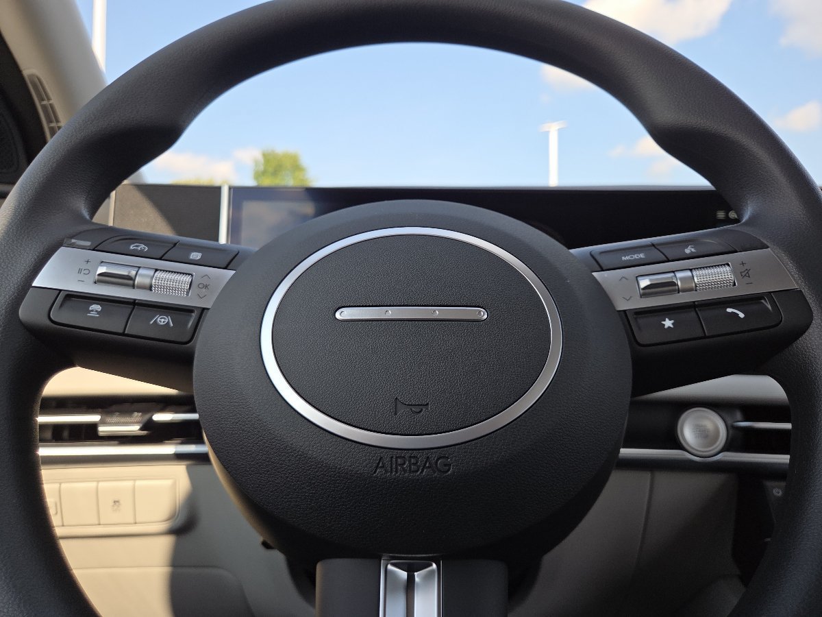 New 2026 Hyundai Tucson SE FWD image 27