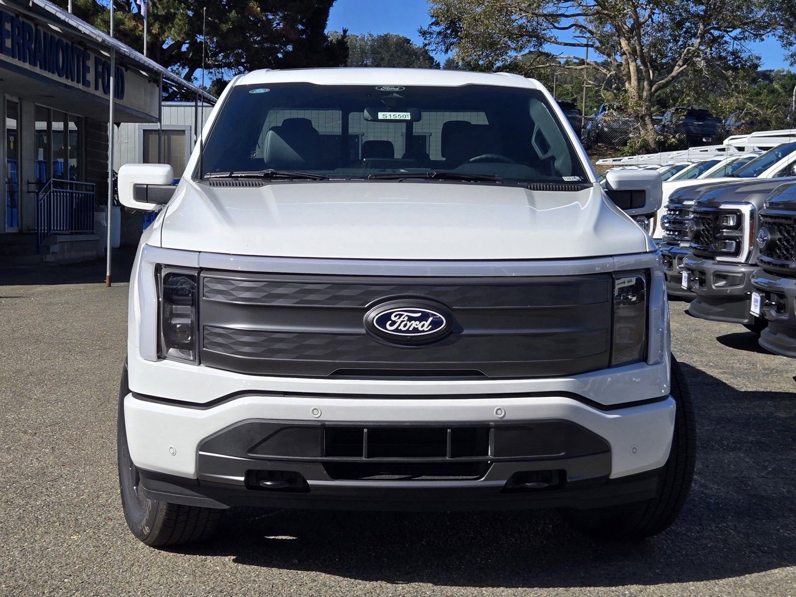 Used 2025 Ford F150 Lightning Lariat AWD/4WD image 3