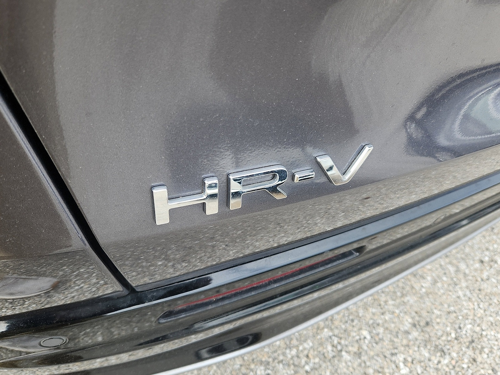 Used 2023 Honda HR-V EX-L image 4