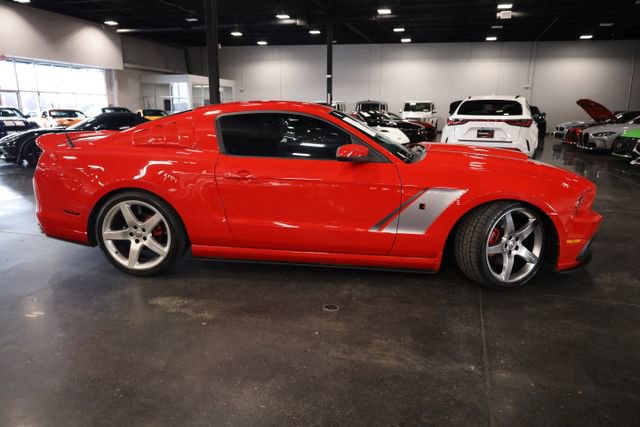Used 2014 Ford Mustang GT Premium RWD image 7