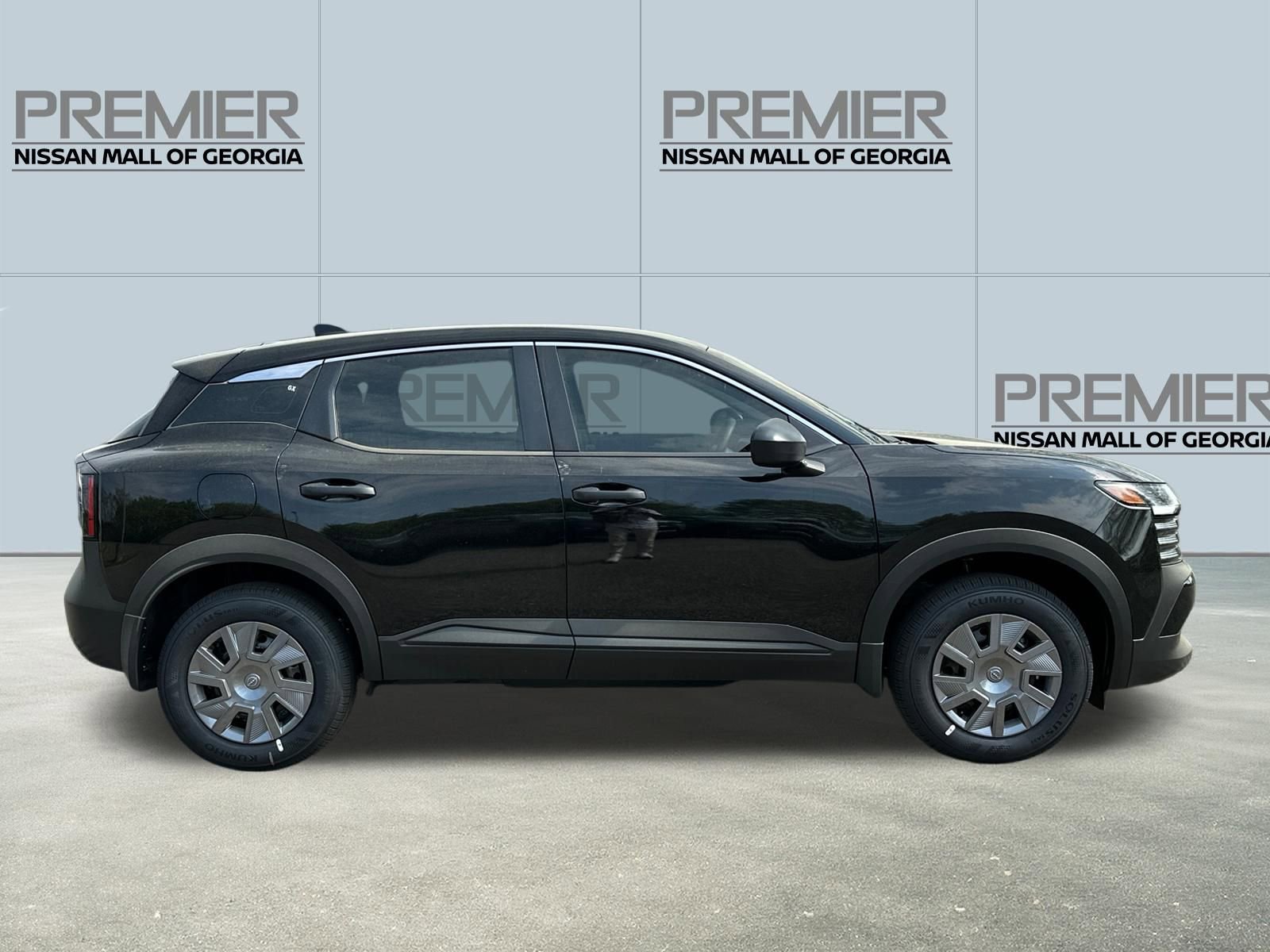 New 2026 Nissan Kicks S image 4