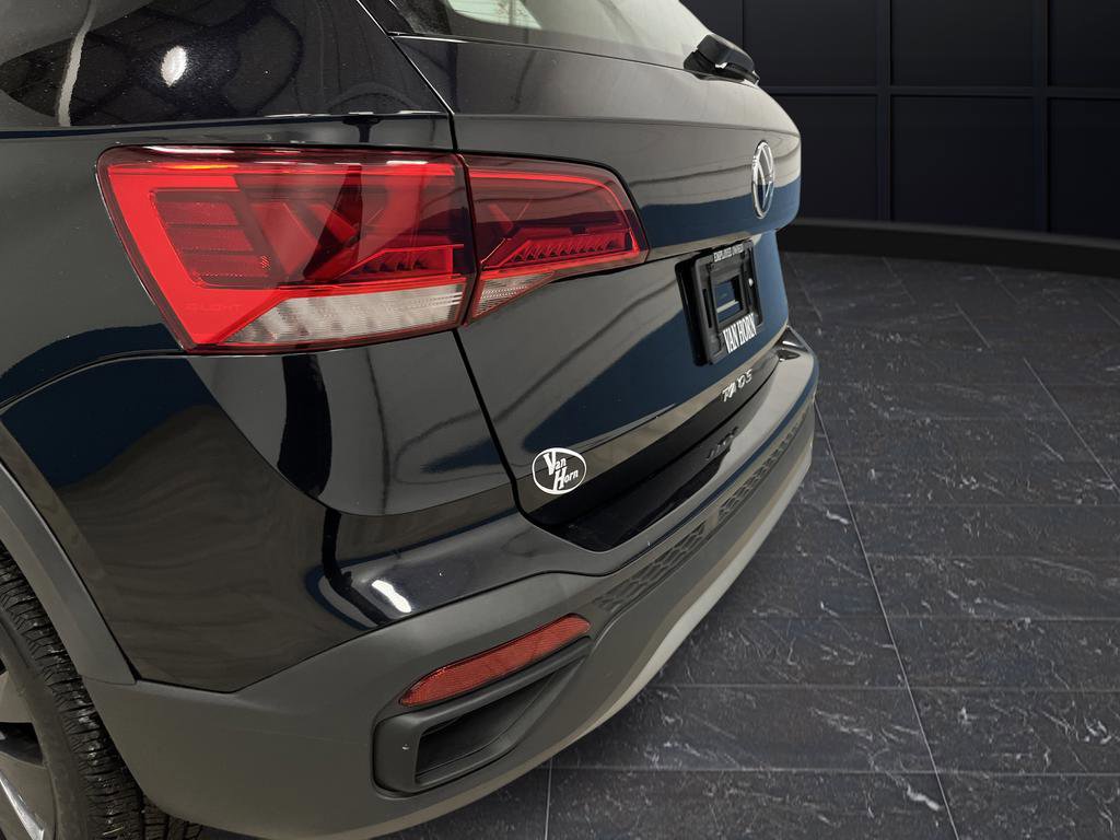 Used 2022 Volkswagen Taos S w/ IQ Drive S Package image 29