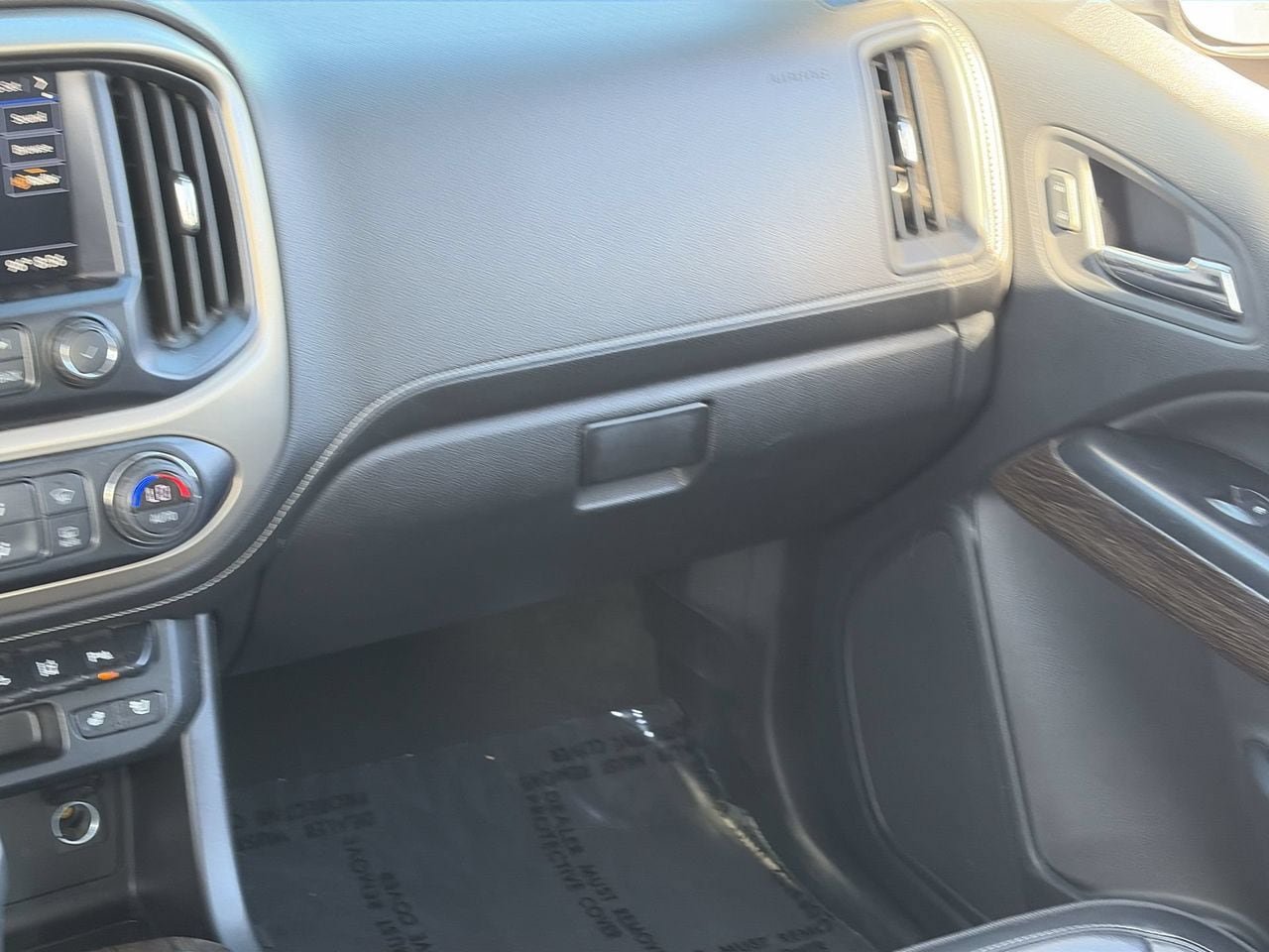 Used 2020 GMC Canyon Denali RWD image 15