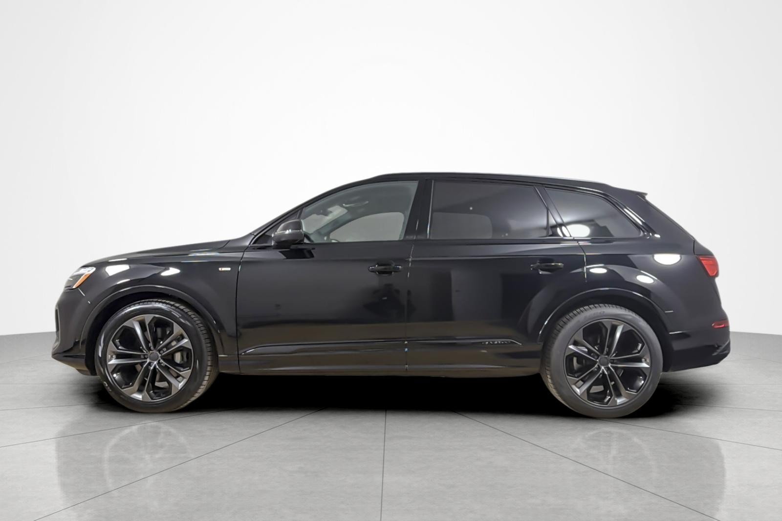 New 2026 Audi Q7 Premium Plus AWD/4WD image 3
