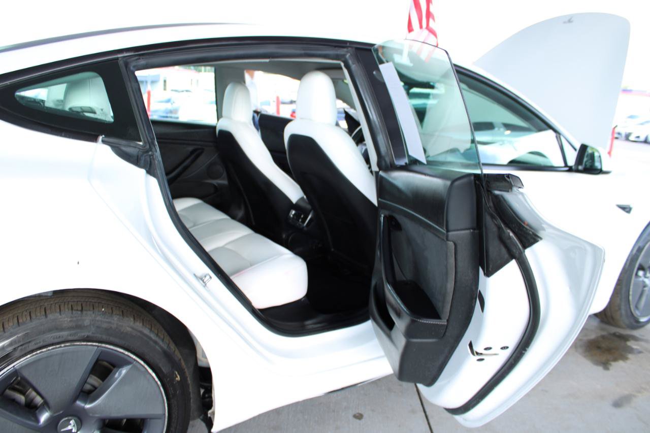 Used 2022 Tesla Model 3 RWD image 31
