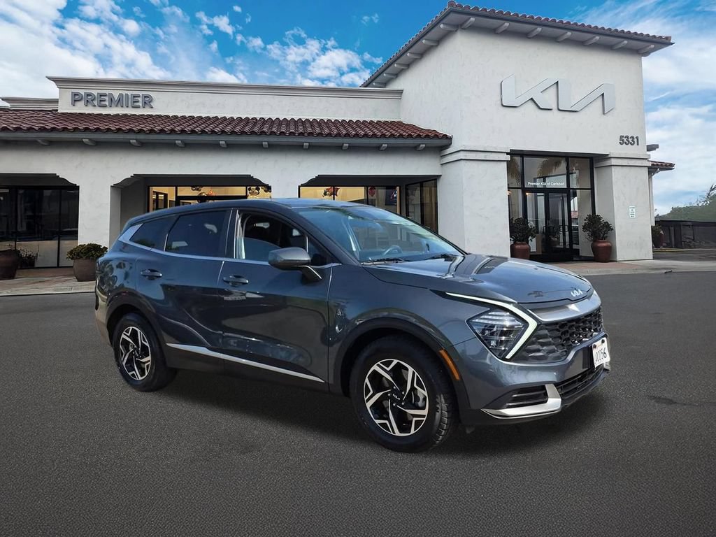 Certified 2024 Kia Sportage LX FWD image 2