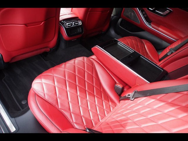 Used 2022 Mercedes-Benz S 580 4MATIC Sedan w/ AMG Line Package image 22