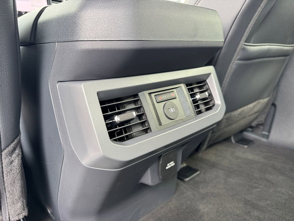 New 2026 Ford F250 Lariat image 22