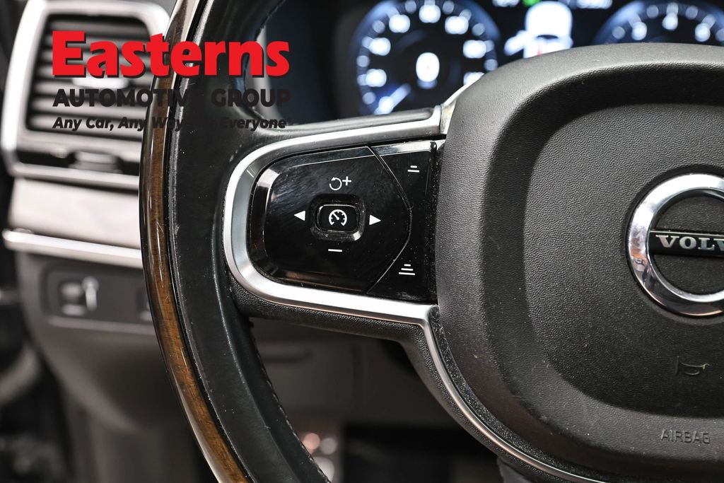 Used 2016 Volvo XC90 T6 Momentum w/ Momentum Plus Package AWD/4WD image 15