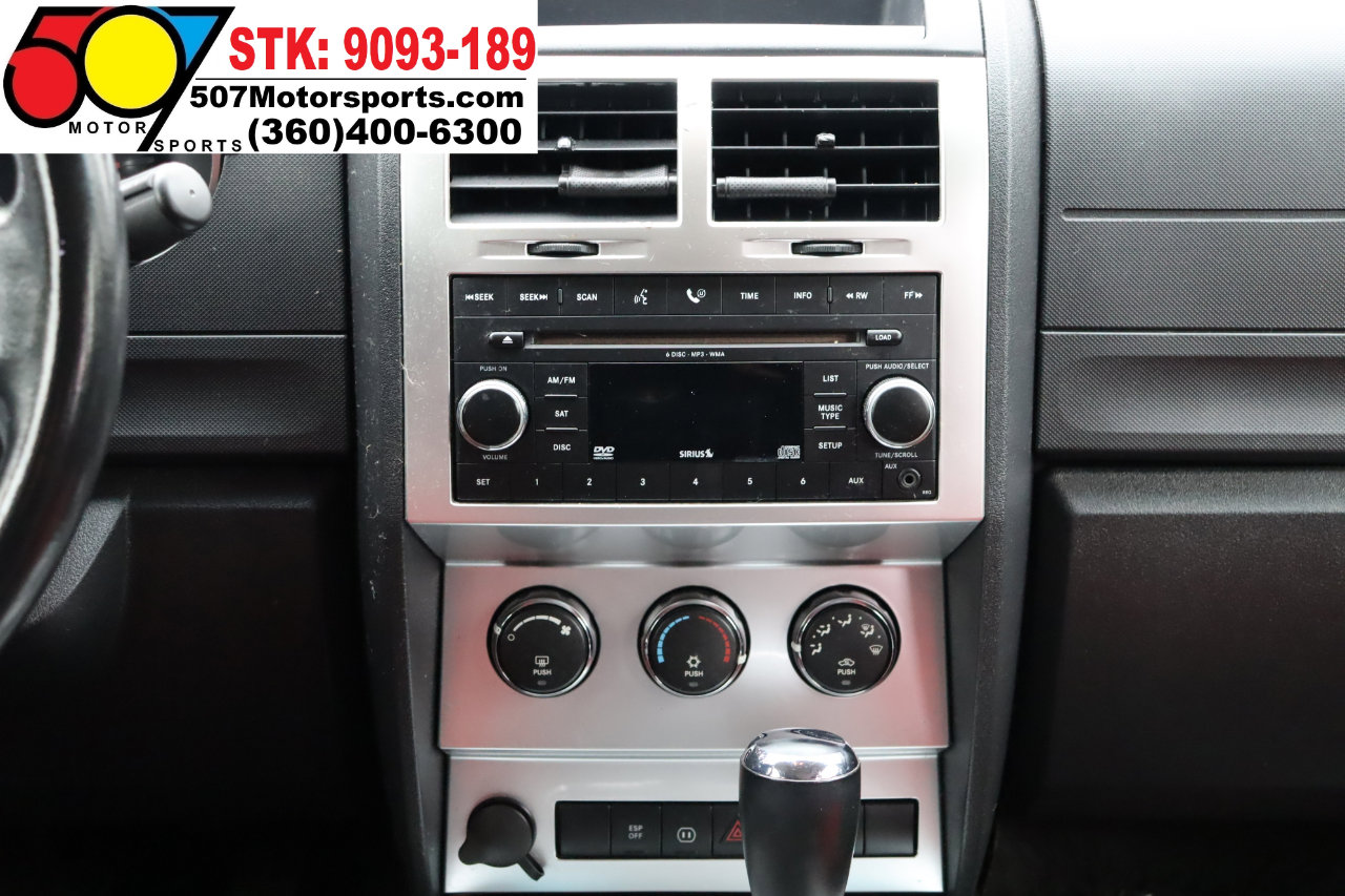 Used 2007 Dodge Nitro R/T image 18