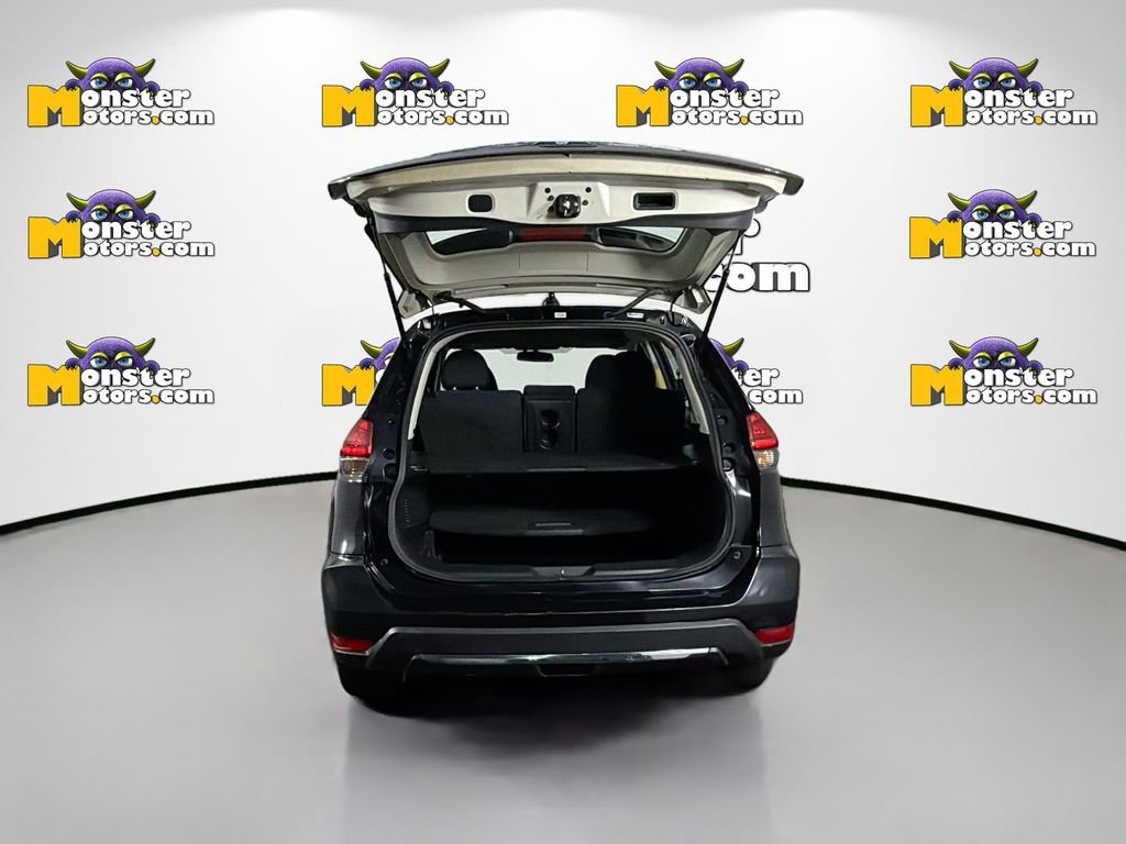 Used 2017 Nissan Rogue S FWD image 25