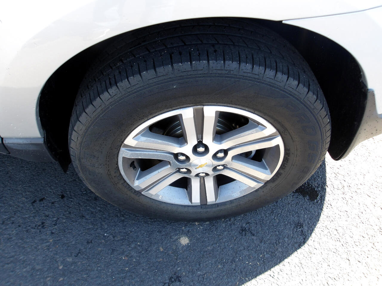 Used 2016 Chevrolet Traverse LT image 25