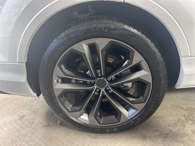 New 2026 Audi Q7 3.0T Premium Plus image 9