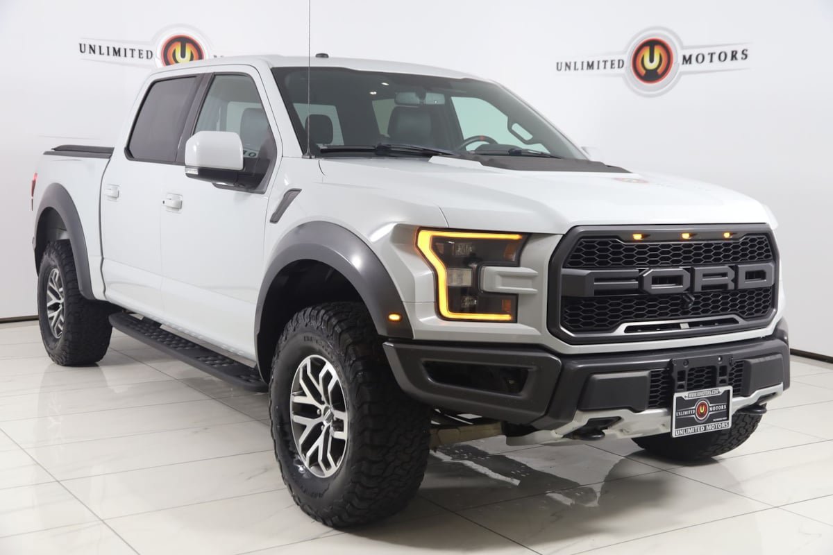Used 2017 Ford F150 Raptor w/ Equipment Group 802A Luxury AWD/4WD image 24