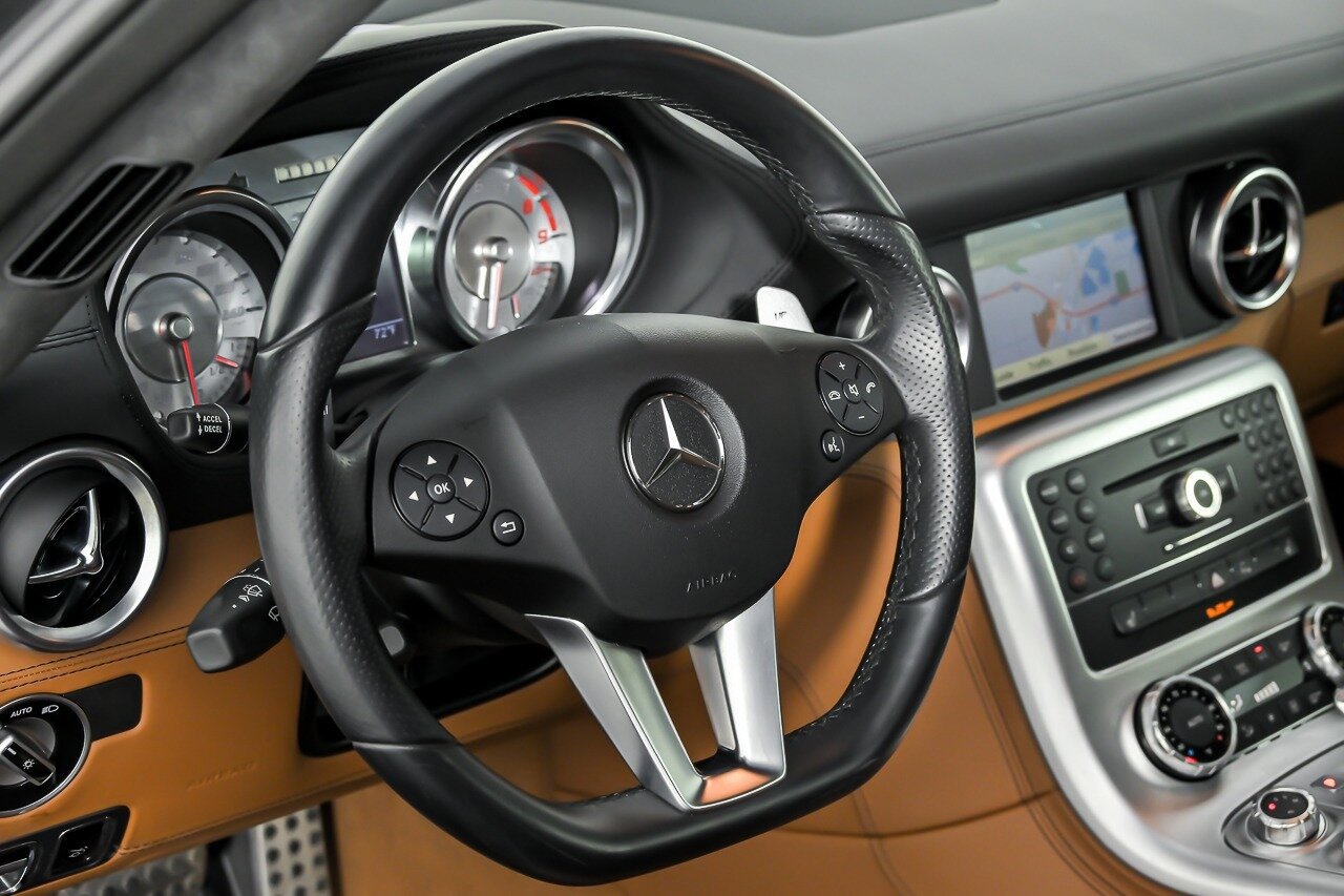 Used 2012 Mercedes-Benz SLS AMG Coupe image 25