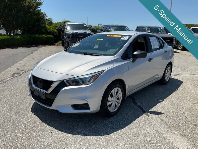 Used 2020 Nissan Versa S FWD image 1