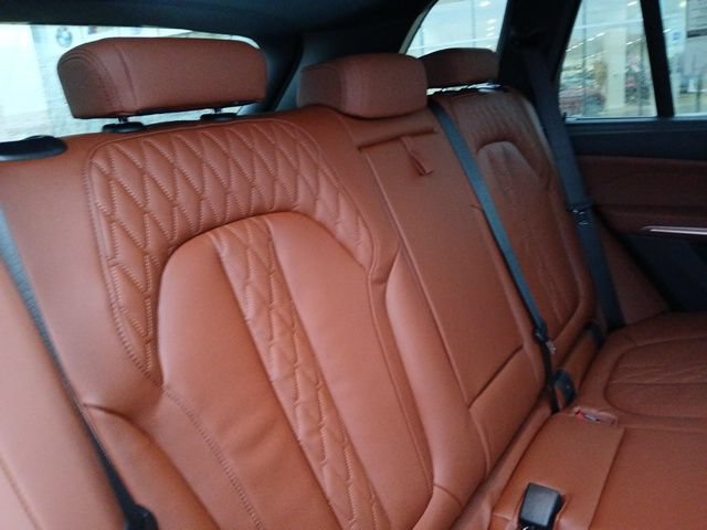 New 2026 BMW X5 sDrive40i w/ M Sport Package RWD image 12