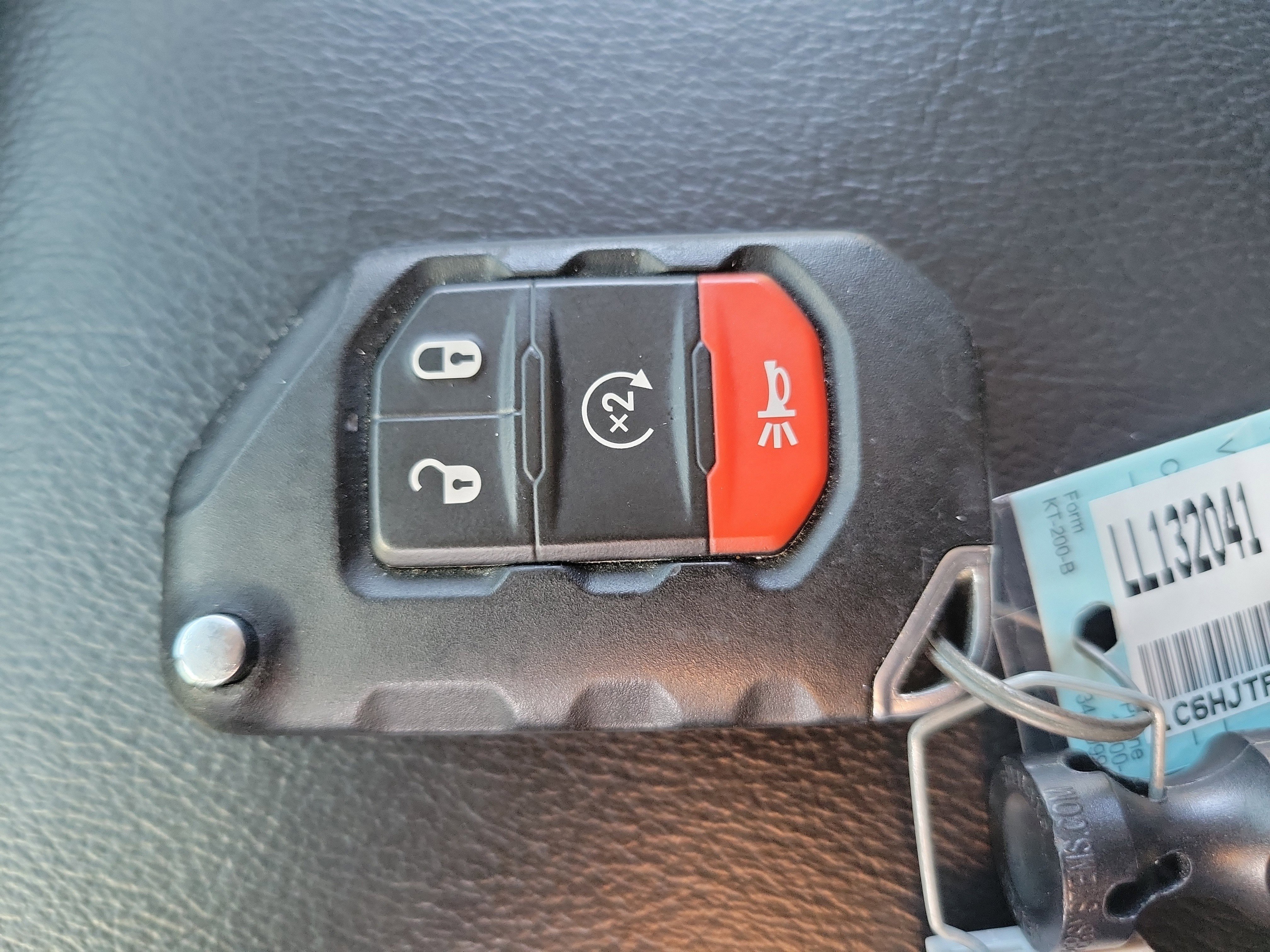 Used 2020 Jeep Gladiator Overland image 32