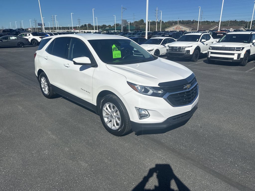 Used 2020 Chevrolet Equinox LT AWD/4WD image 2