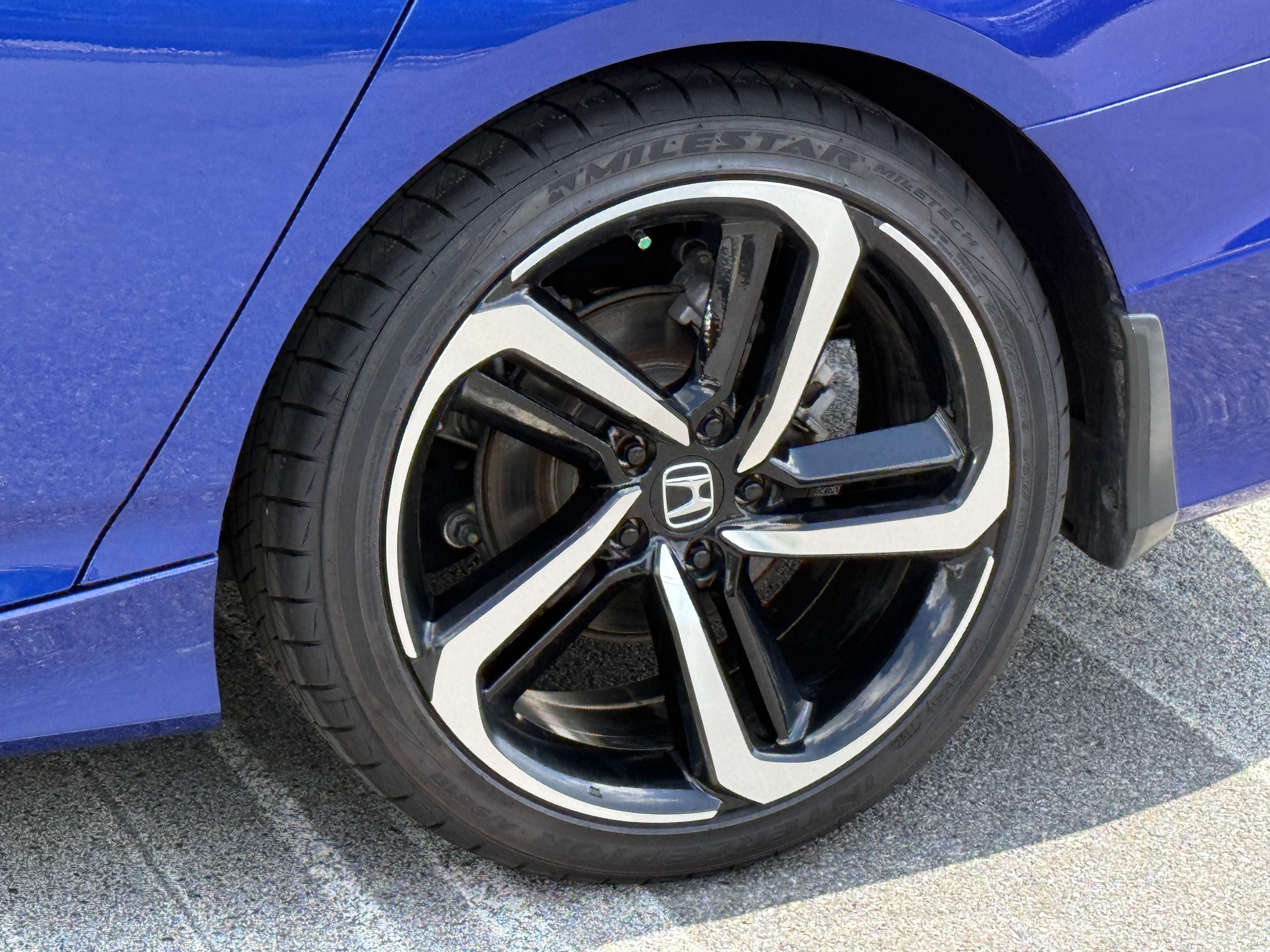 Used 2022 Honda Accord Sport image 10