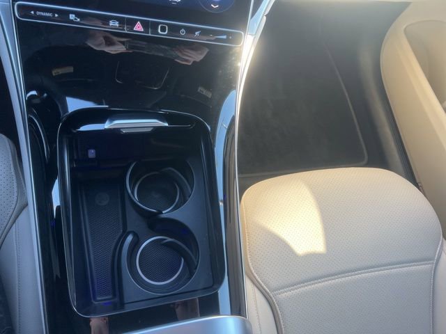 Used 2025 Mercedes-Benz GLC 300 4MATIC image 15