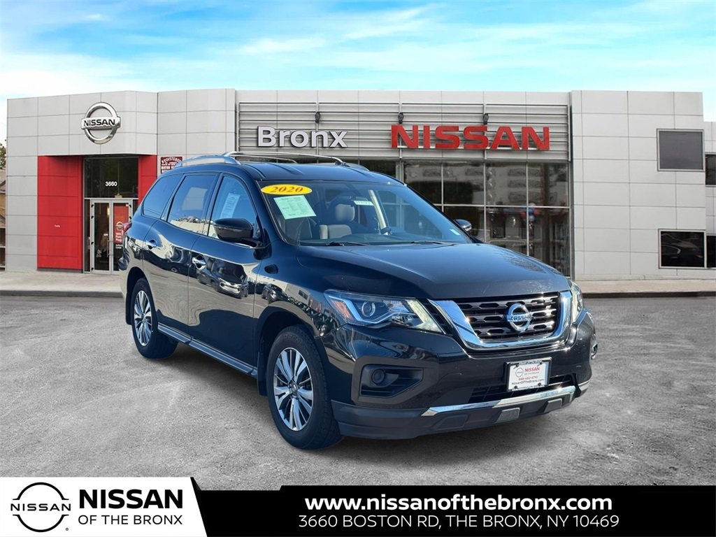 Used 2020 Nissan Pathfinder S image 1
