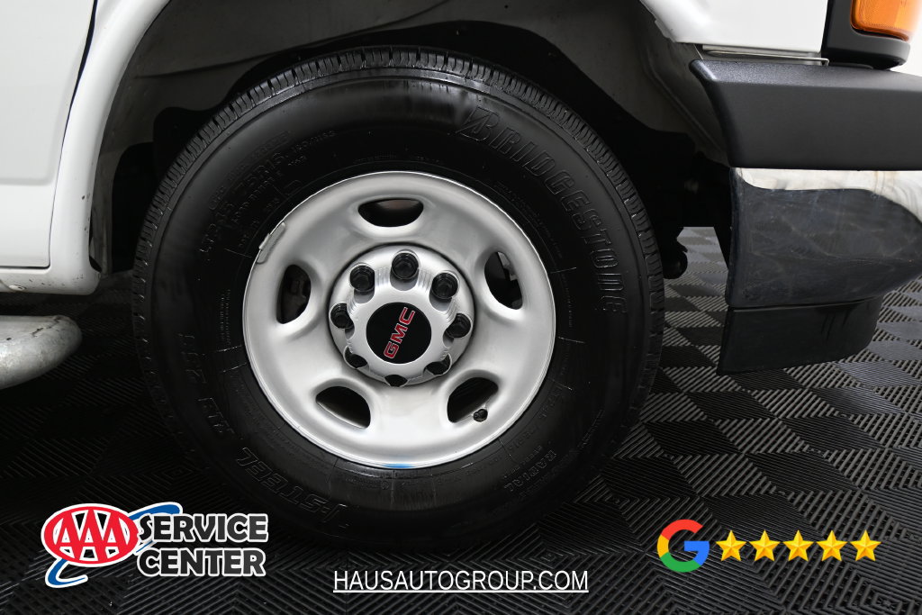 Used 2025 GMC Savana 2500 w/ Driver Convenience Package RWD image 27