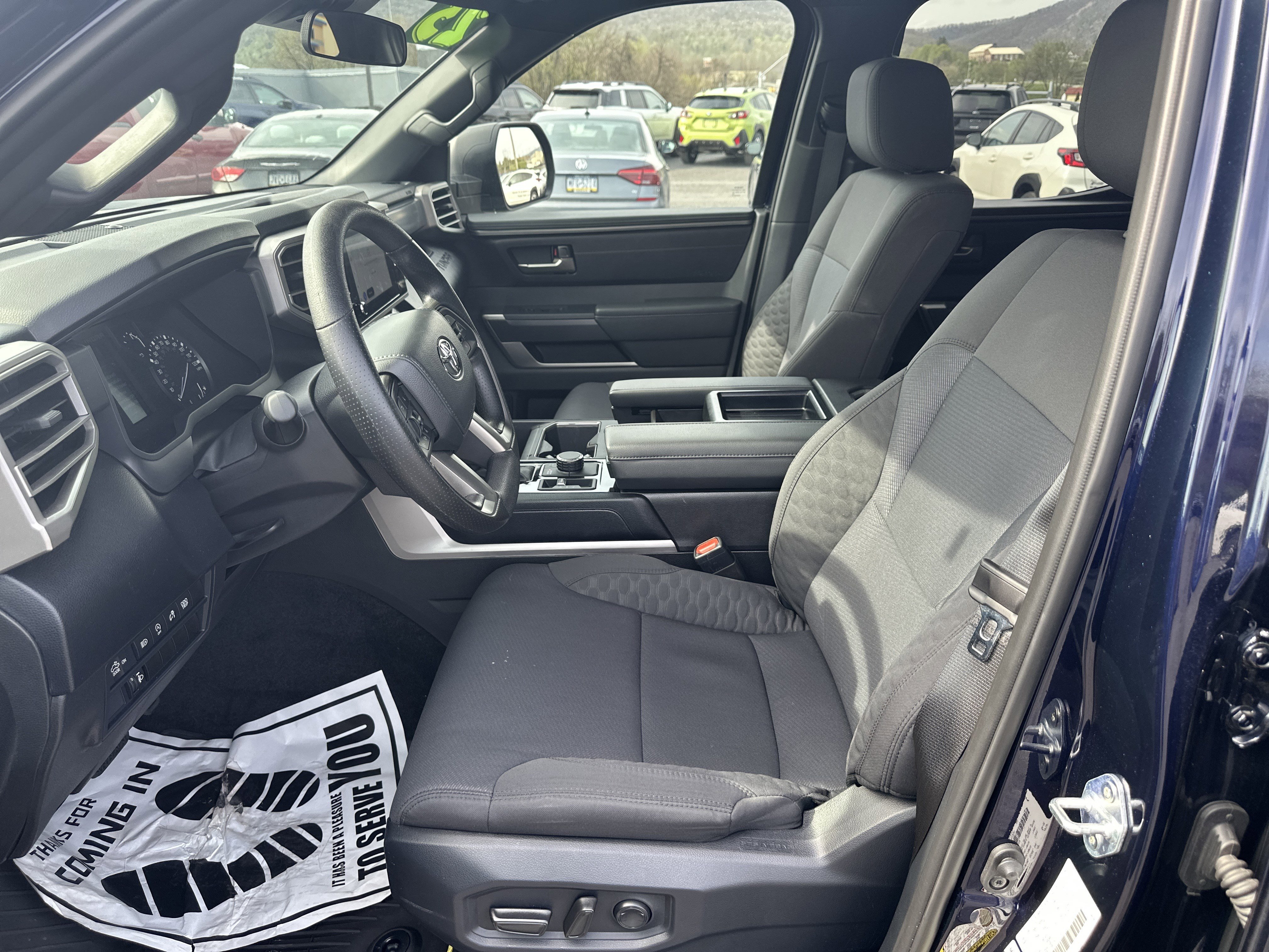 Used 2025 Toyota Tundra SR5 AWD/4WD image 12