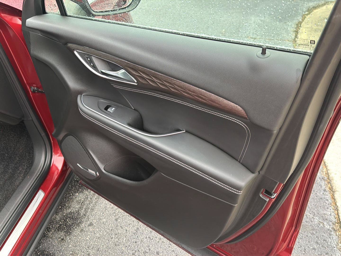 Used 2023 Buick Envision Avenir FWD image 14