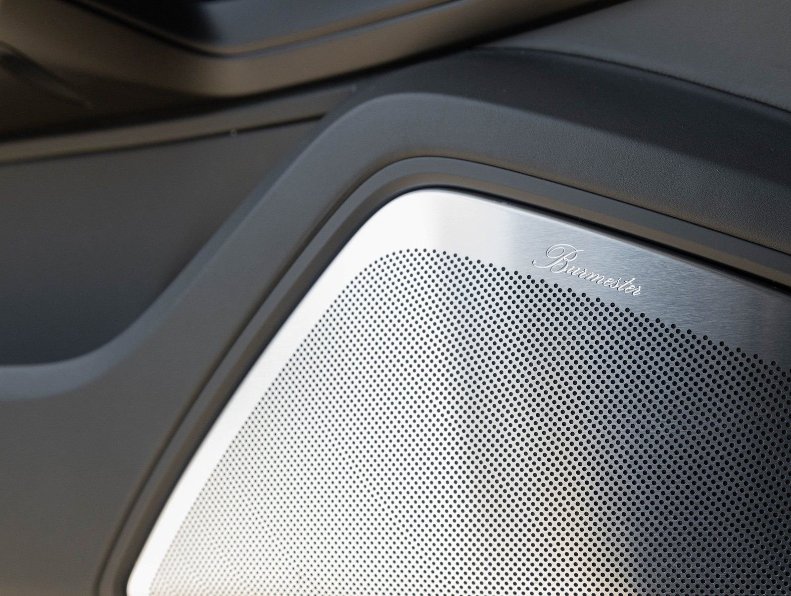 Used 2025 Porsche Cayenne Turbo image 21