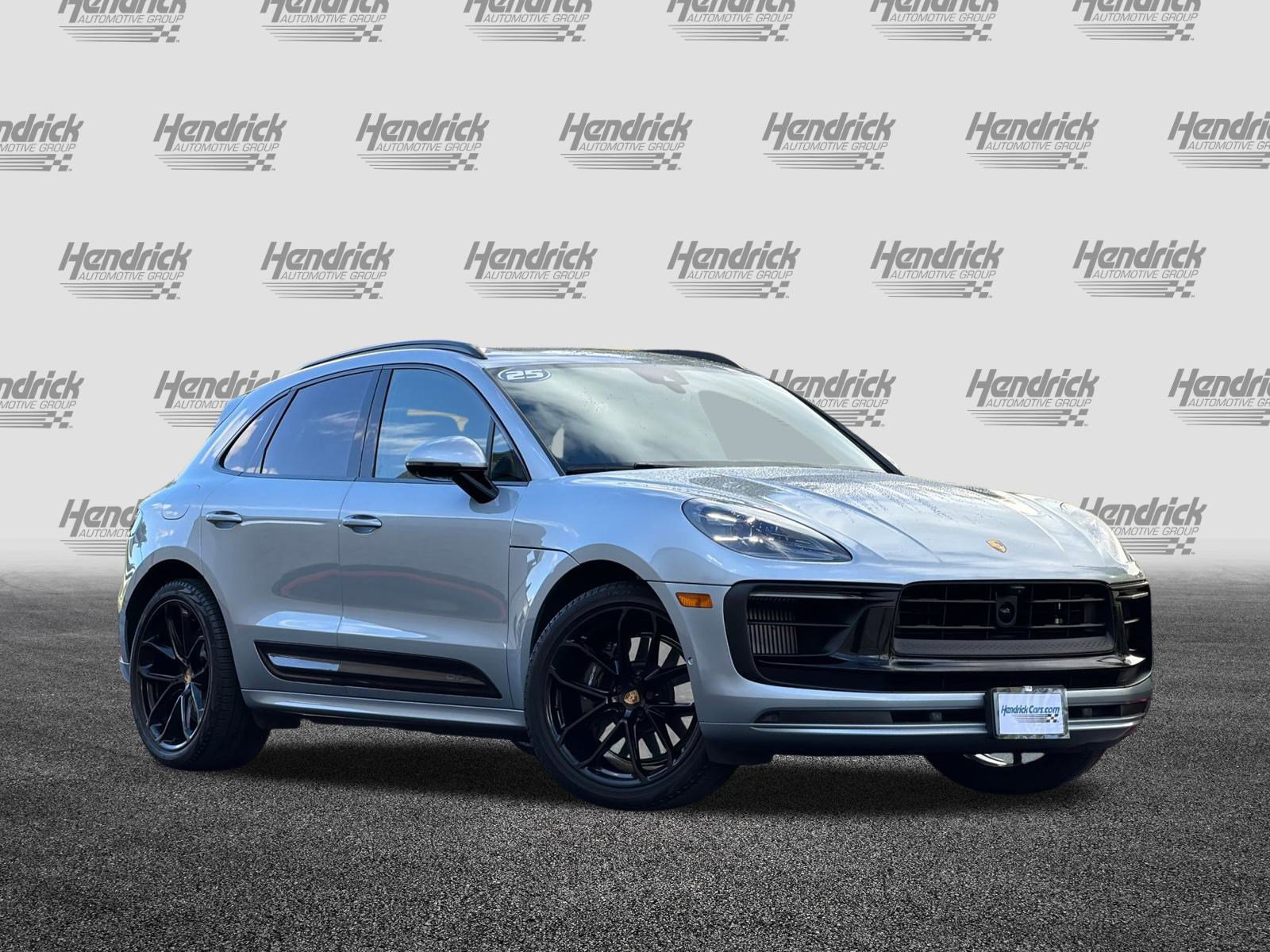 Used 2025 Porsche Macan GTS image 2