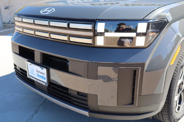 Used 2026 Hyundai Santa Fe SEL FWD image 3