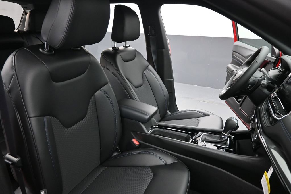 New 2026 Jeep Compass Latitude AWD/4WD image 24