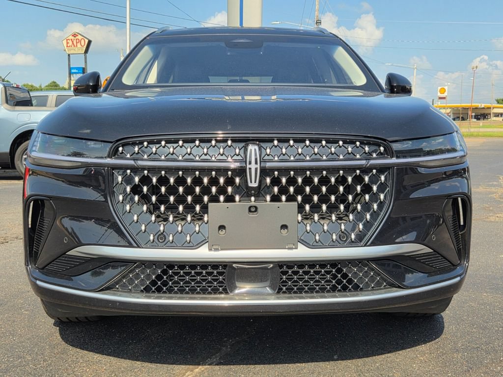 Used 2024 Lincoln Nautilus Reserve AWD/4WD image 8