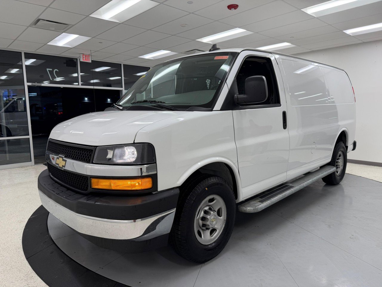 Used 2023 Chevrolet Express 2500 w/ Driver Convenience Package image 43