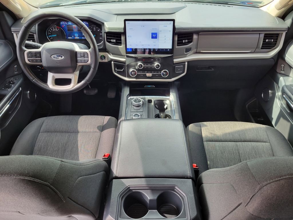 Certified 2023 Ford Expedition Max XLT image 18