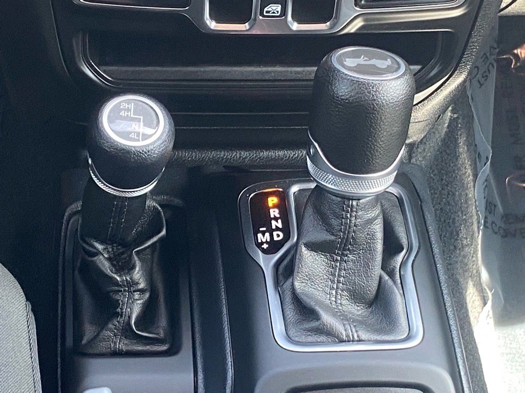 Used 2021 Jeep Wrangler Unlimited Sport image 11