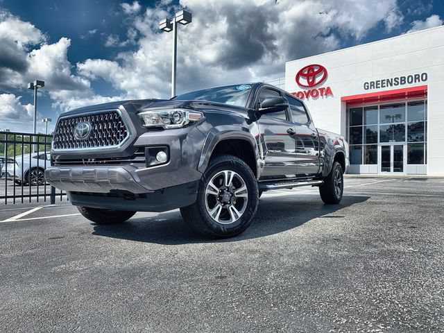 Used 2019 Toyota Tacoma TRD Sport AWD/4WD image 4