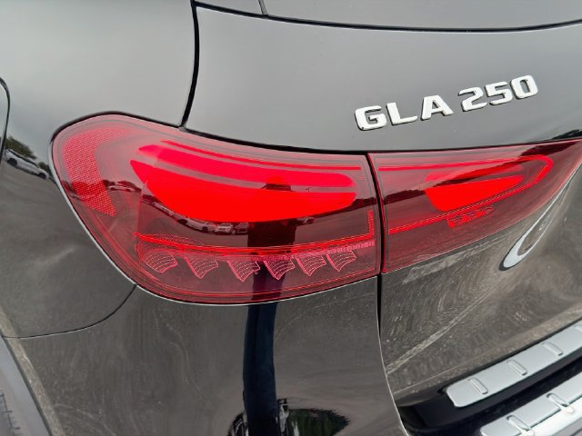 Used 2026 Mercedes-Benz GLA 250 image 10
