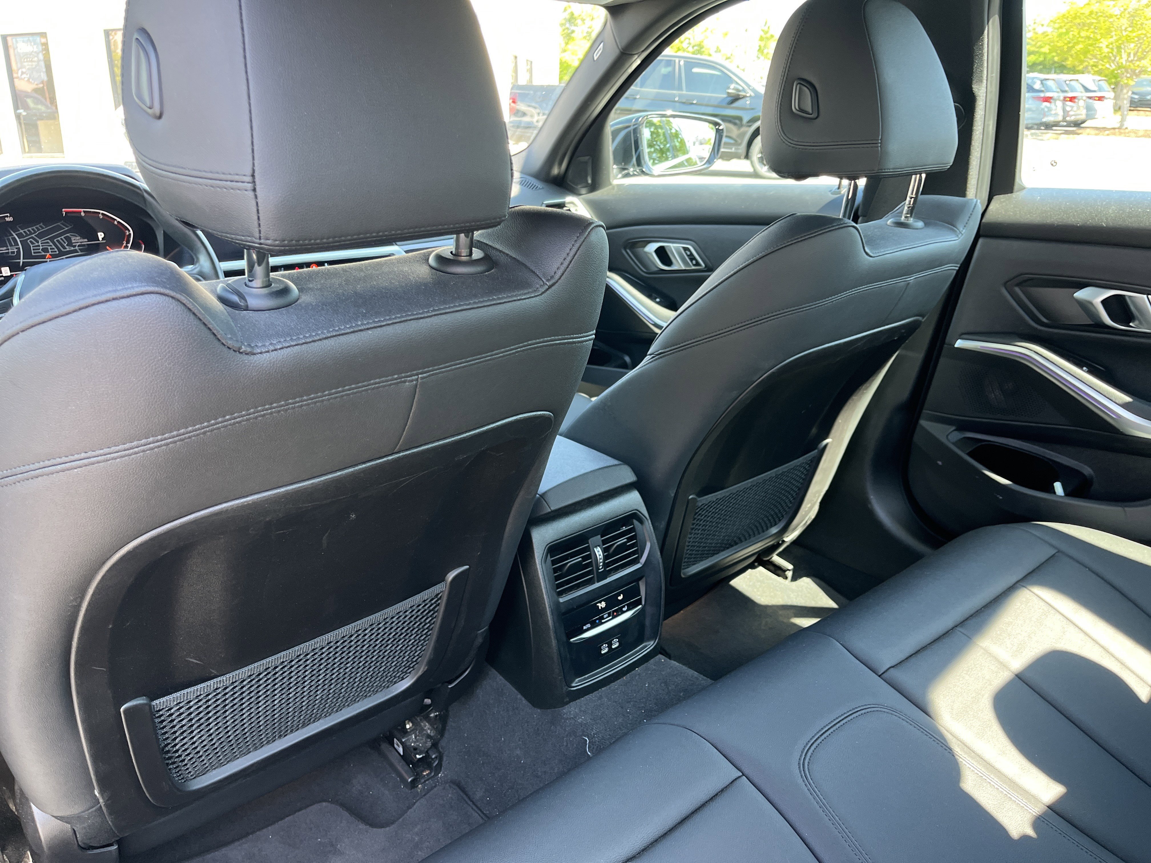 Used 2021 BMW 330i Sedan w/ Premium Package image 19