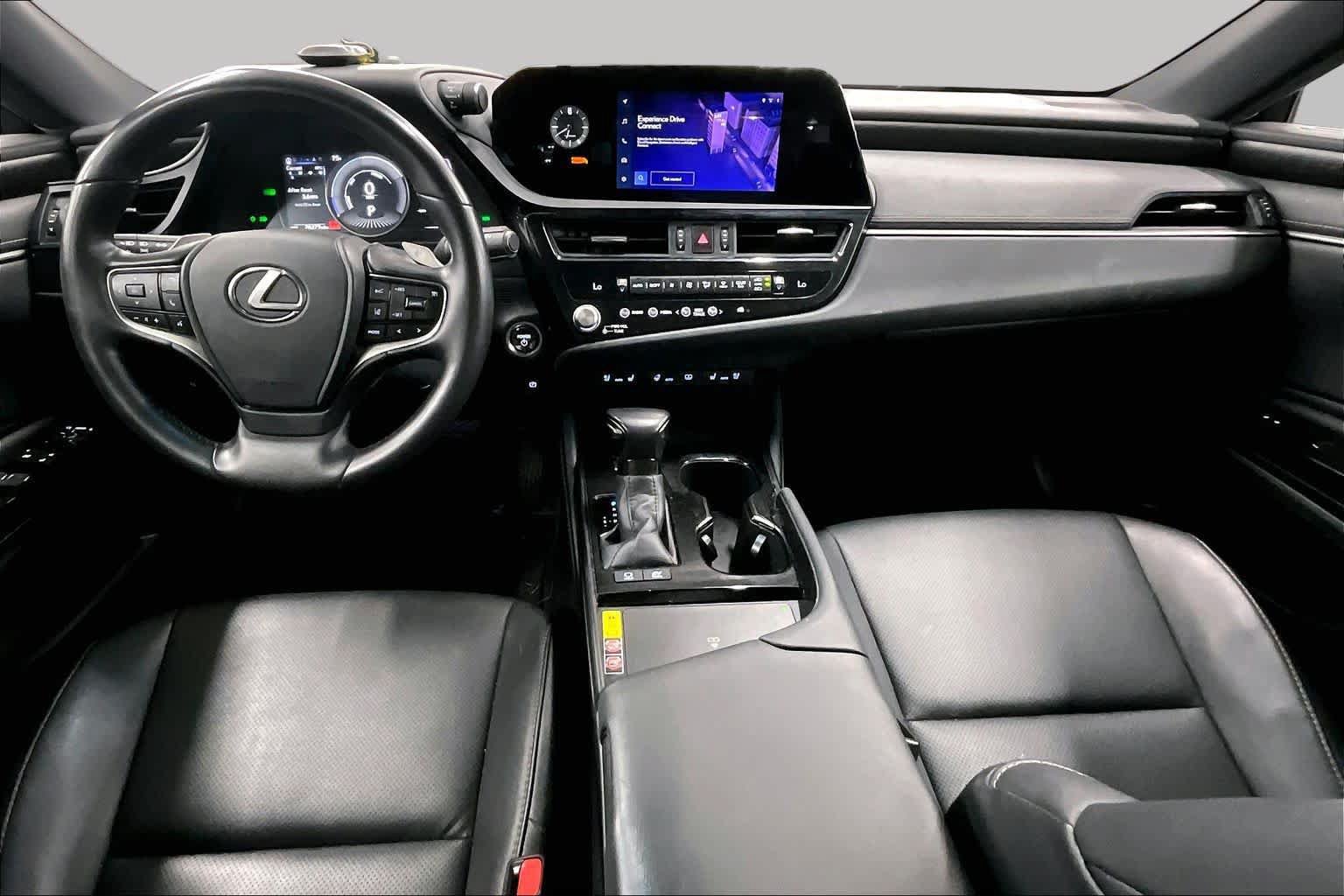 Used 2025 Lexus ES 300h w/ Premium Package FWD image 16
