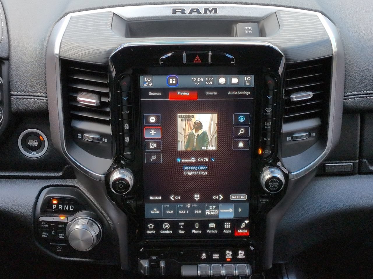 Used 2023 RAM 1500 Laramie AWD/4WD image 18