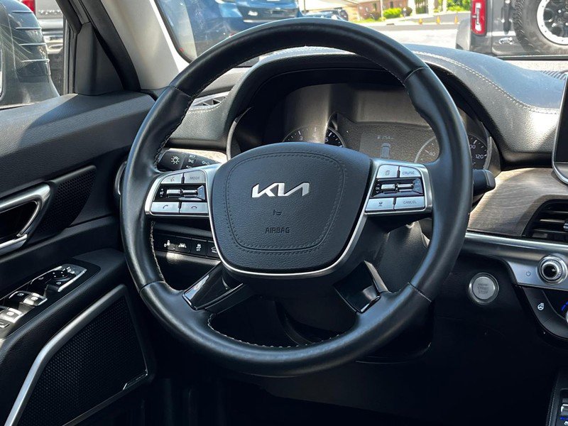 Used 2022 Kia Telluride EX w/ EX Premium Package image 13