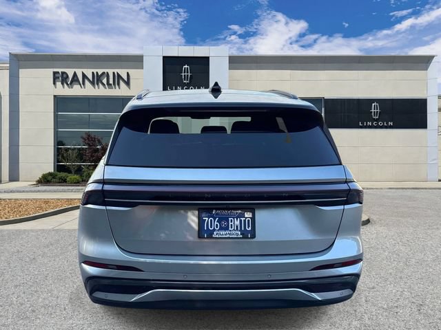 Used 2024 Lincoln Nautilus Reserve w/ Equipment Group 202A AWD/4WD image 6