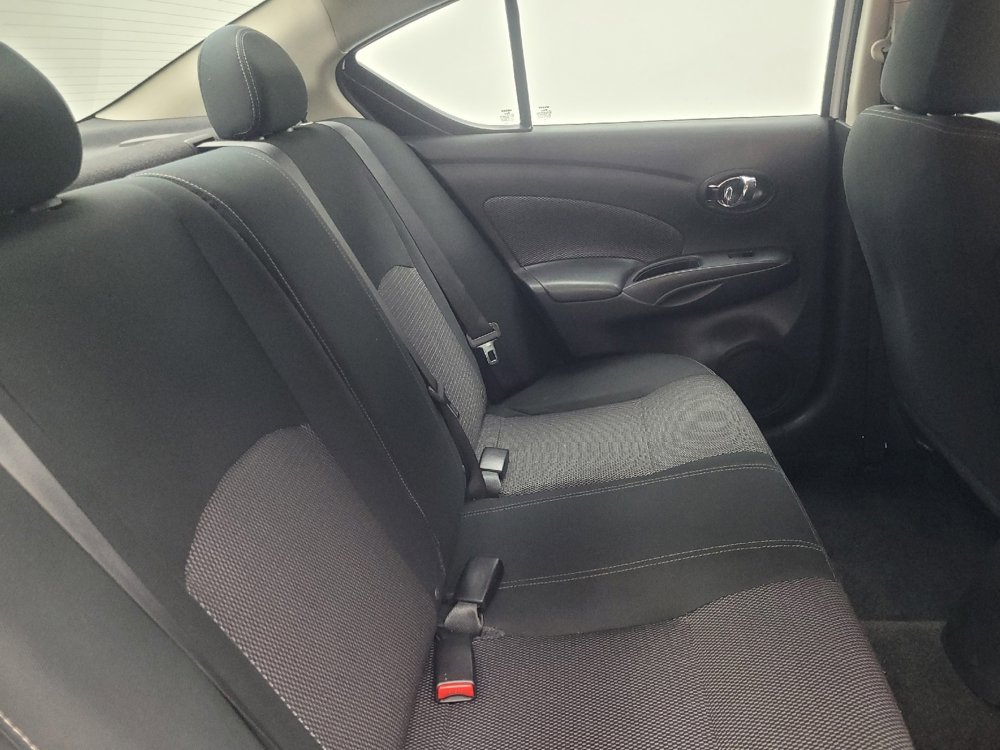 Used 2019 Nissan Versa SV image 19