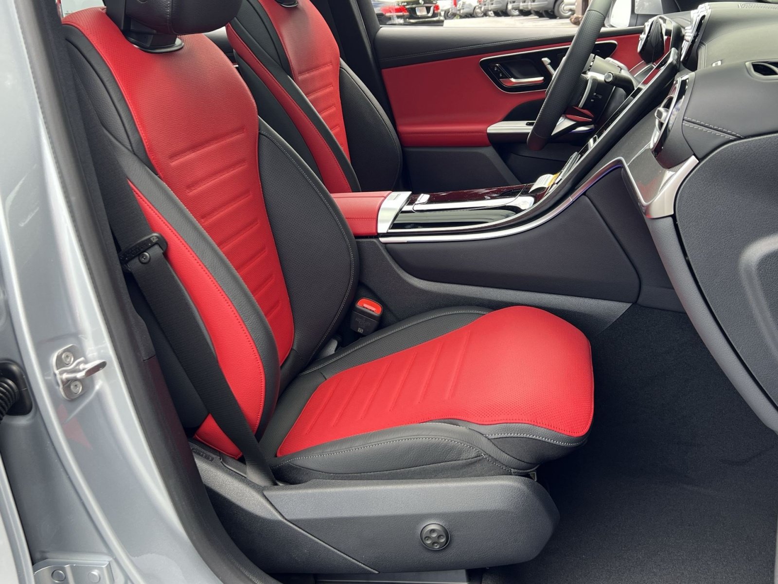 New 2026 Mercedes-Benz GLC 300 4MATIC image 33