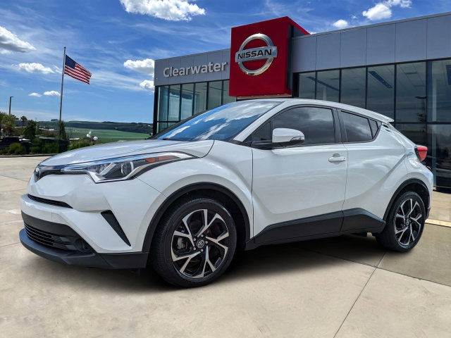 Used 2019 Toyota C-HR XLE FWD image 9