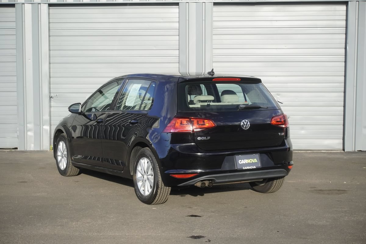 Used 2016 Volkswagen Golf S FWD image 3